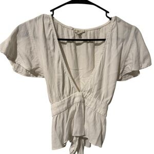 Elegant White Women's Top size small